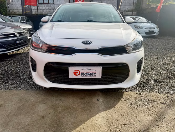 KIA RIO 5