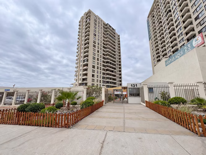 Venta | Departamento 3 dormitorios, 2 balcones y vista norponiente | Velas del Norte I,
