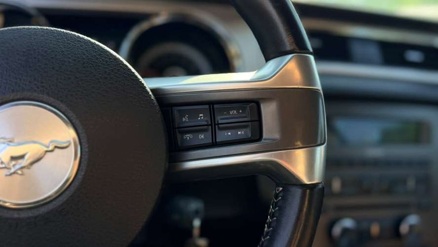 Ford Mustang cabriolet 5.0  (2013) - Imagen 17