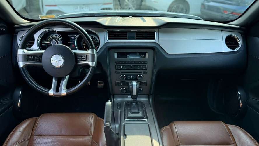 Ford Mustang cabriolet 5.0  (2013) - Imagen 10