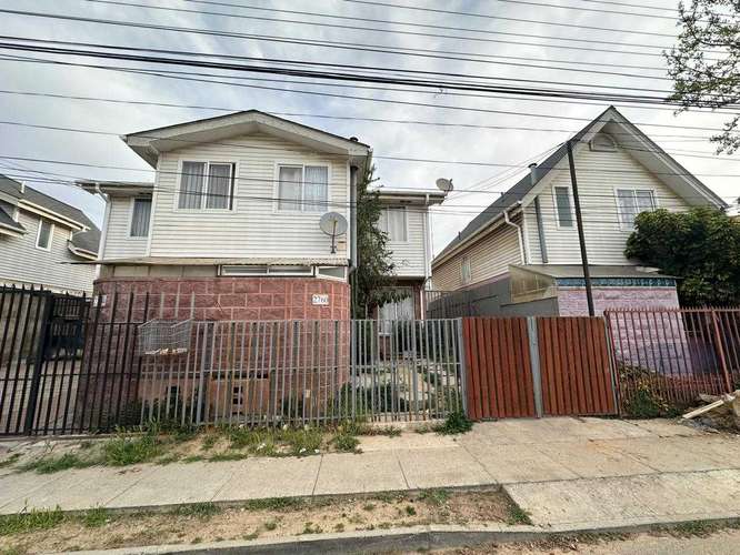 ARRIENDO CASA 3 DORMITORIOS 2 BAÑOS QUILPUÉ (188111) - Imagen 2