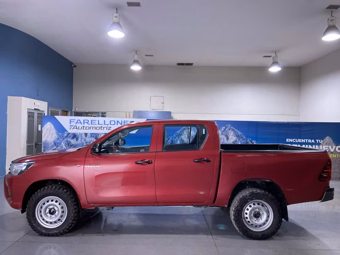 HILUX DX 4X4 SXKT37-TEMUCO - Imagen 2