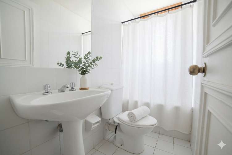 ¡Gran oportunidad en Las Condes! Depto de 108 m² - Imagen 5