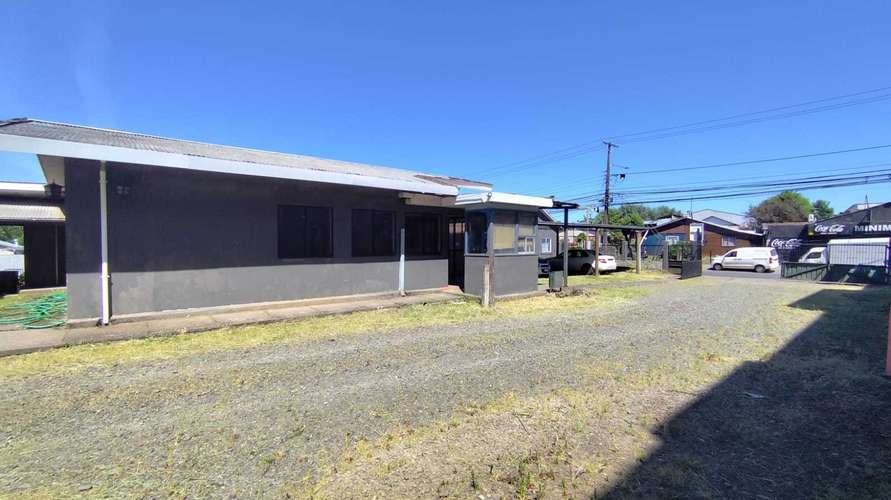 Arriendo amplia Bodega en terreno 4.300 m2 (188135)
