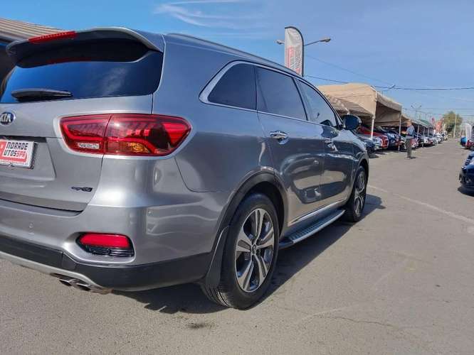 Kia Sorento Gtl 4x4 Diesel 2019 automático - Imagen 3