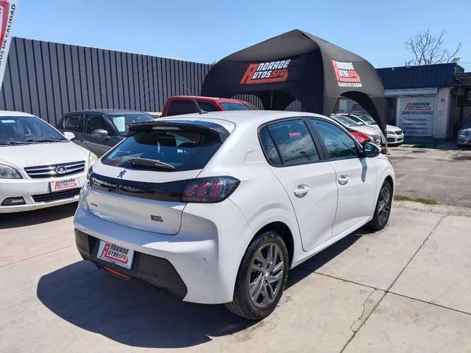 Peugeot 208 2021 - Imagen 5