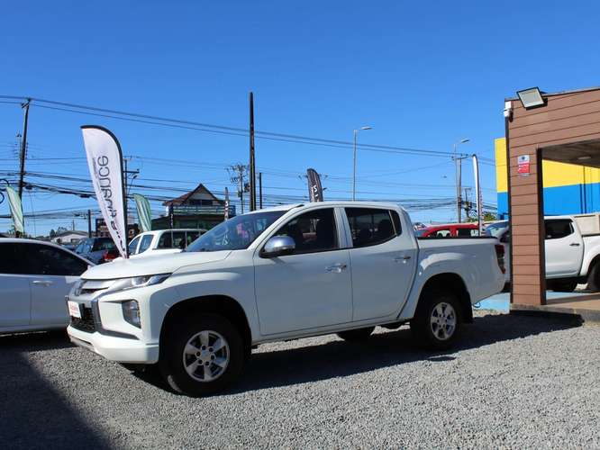 MITSUBISHI L200 KATANA CRT 4X4 2.4 2021