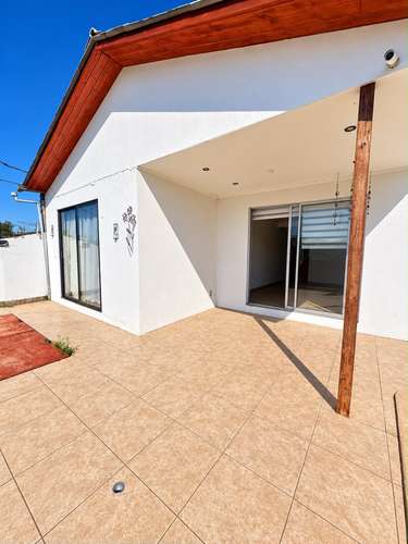 Casa Amplia, Ideal para Inversión Segura (188150)