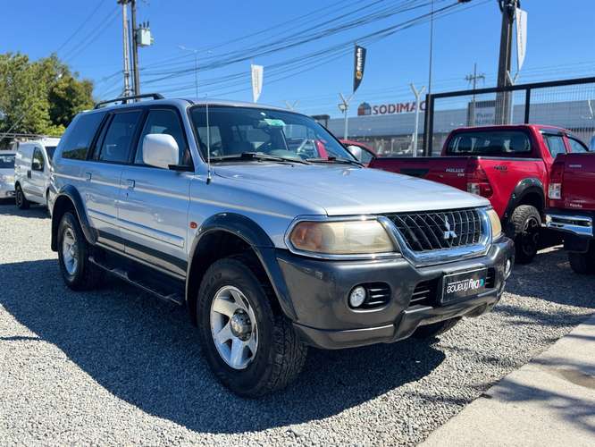 MITSUBISHI MONTERO 2004 - Imagen 5