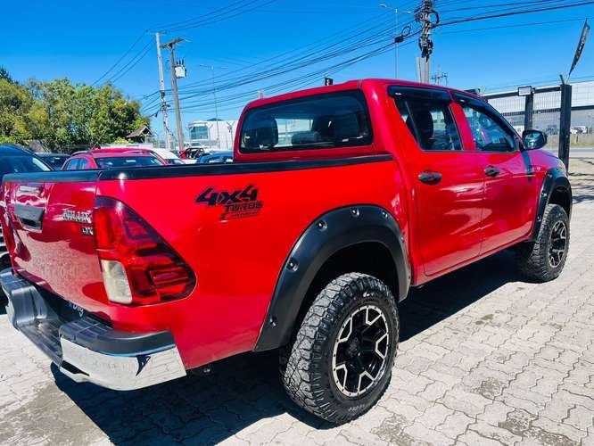 TOYOTA HILUX 2021 - Imagen 3