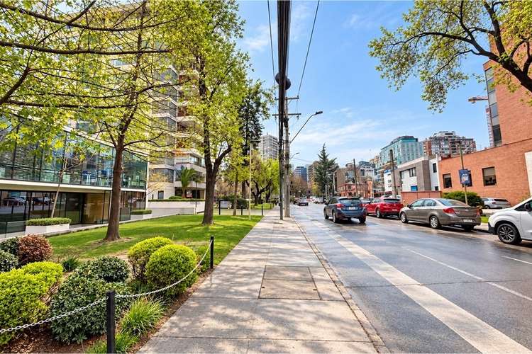 Exclusivo departamento amoblado en barrio el golf - Imagen 20