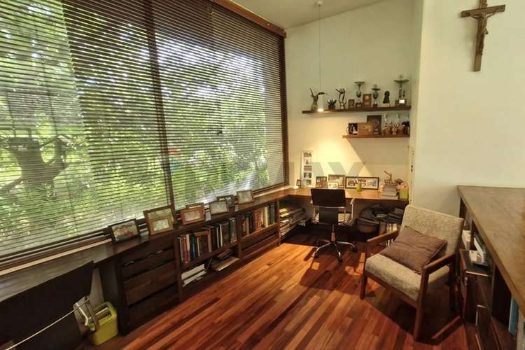 Un refugio privado rodeado de naturaleza - Imagen 9