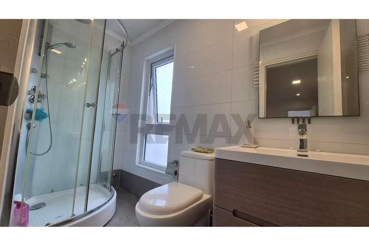 Casa moderna con 5d/4b/con gran quincho - Imagen 17