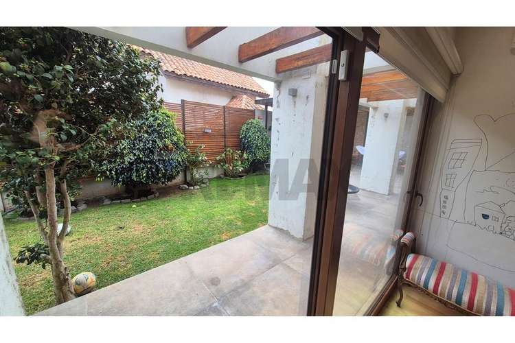 Casa moderna con 5d/4b/con gran quincho - Imagen 18