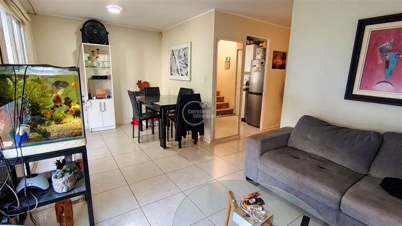 Casa en venta de 3 dorm. en Colina