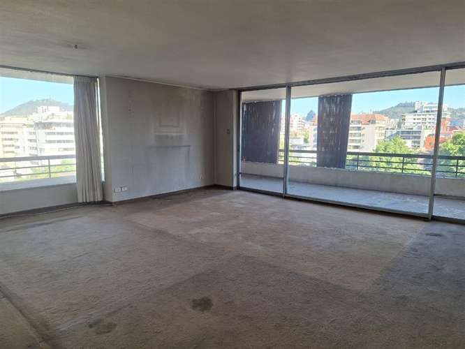 Departamento en arriendo de 4 dorm. en Providencia - Imagen 2