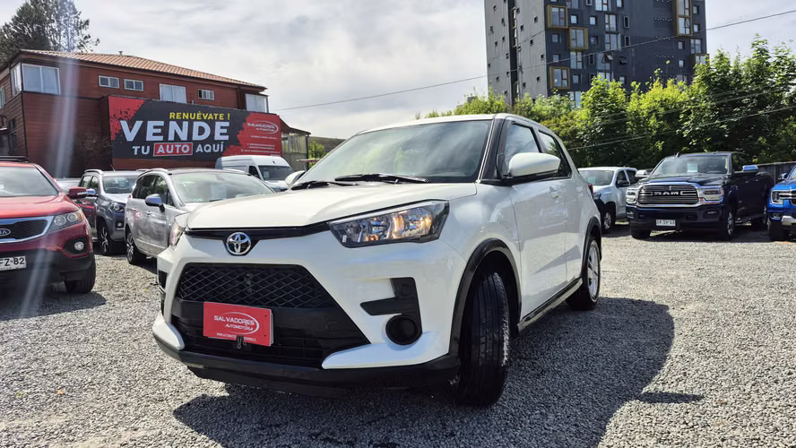 TOYOTA RAIZE 2025