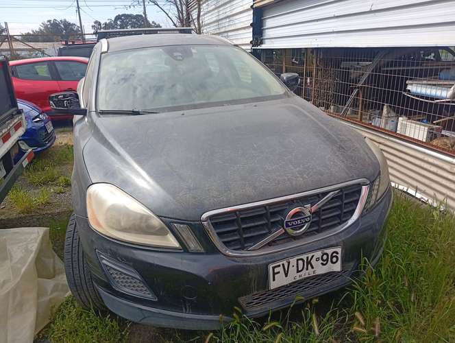 Se vende auto volvo