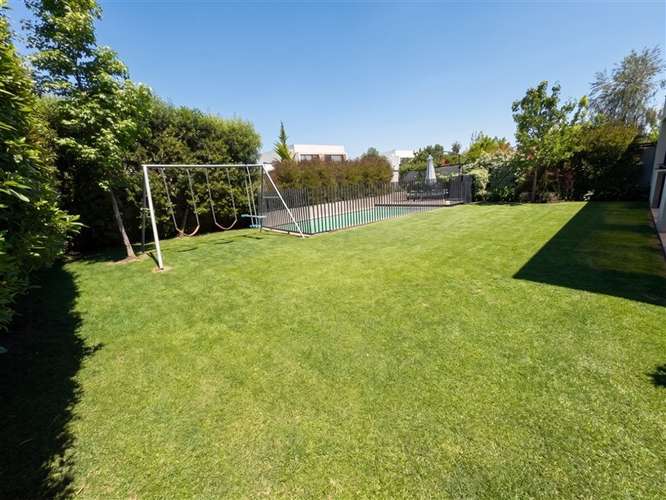 Casa en venta de 4 dorm. en Colegio San Anselmo, Chicureo - Imagen 3
