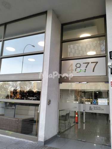 SE ARRIENDA DEPTO DE 1D1B METRO ECUADOR