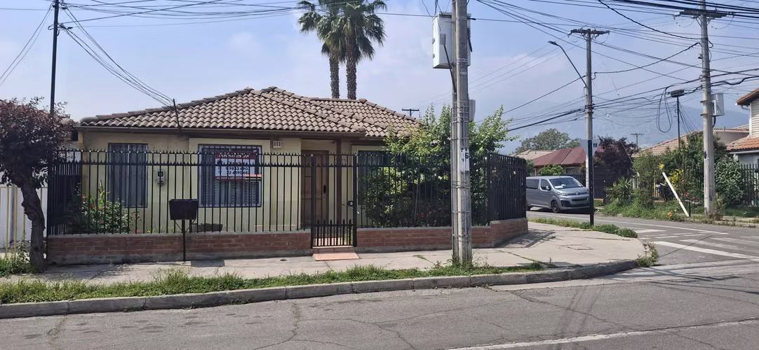 CASA 3 DOR. 2 BAÑOS. VILLA PLAZUELA LOS TOROS. PASOS MALL TOBALABA