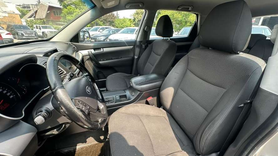Kia Sorento EX EX 2.4 AT (2013) - Imagen 33