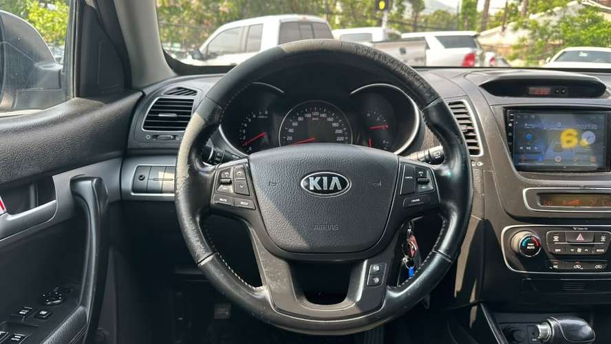 Kia Sorento EX EX 2.4 AT (2013) - Imagen 19