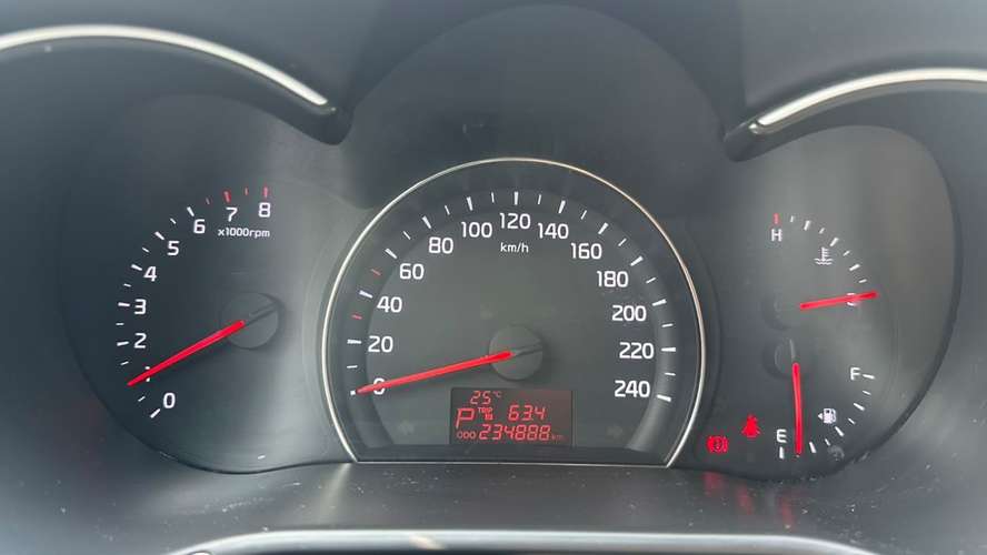 Kia Sorento EX EX 2.4 AT (2013) - Imagen 20
