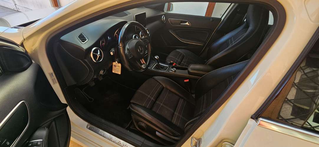 Vendo Mercedes Benz A200