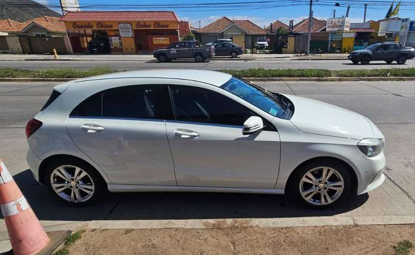 Vendo Mercedes Benz A200