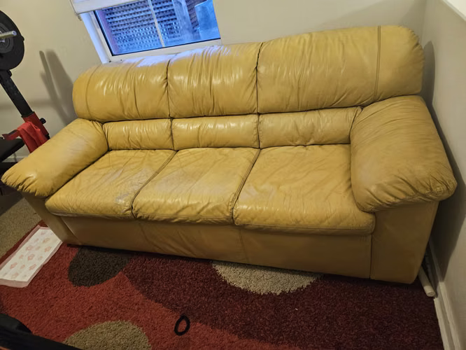 Sofa Cuero Amarillo - Imagen 4