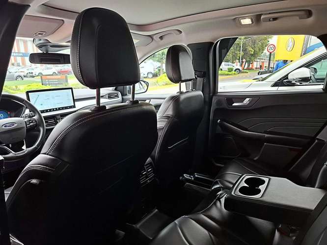 FORD ESCAPE 2025 - Imagen 11