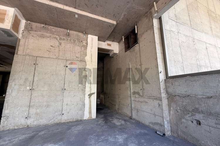 Local comercial 143 m2 con terraza / los leones - Imagen 2