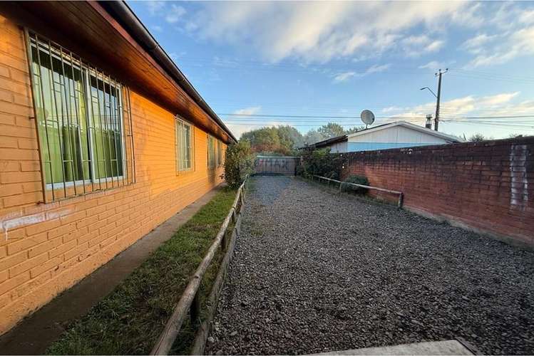 Casa con 4d 1b,  y 513 m² de terreno en vilcún - Imagen 2