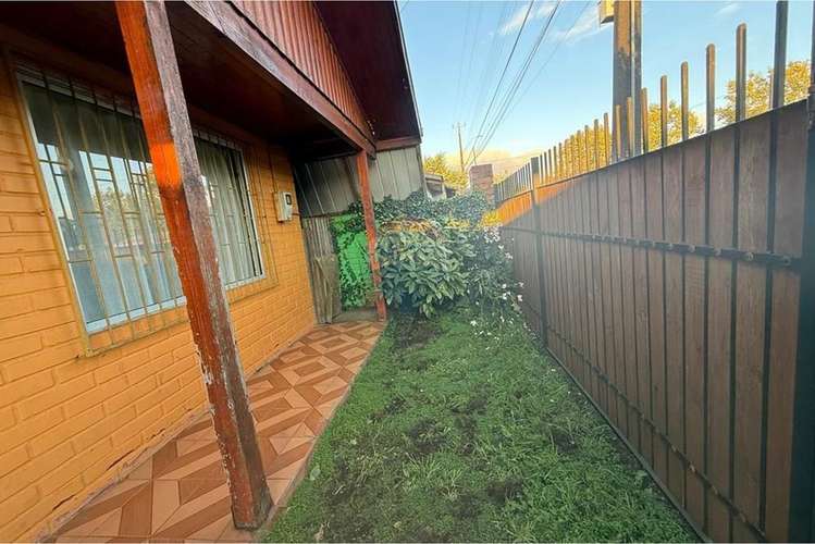 Casa con 4d 1b,  y 513 m² de terreno en vilcún - Imagen 3