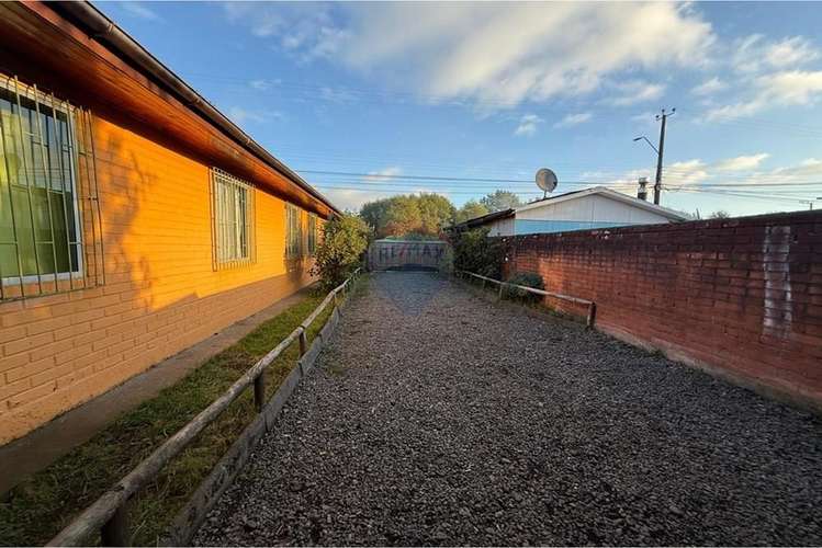 Casa con 4d 1b,  y 513 m² de terreno en vilcún - Imagen 4