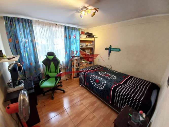 CASA DE ESQUINA AISLADA CON 4 DORMITORIOS, 2 BAÑOS - Imagen 12