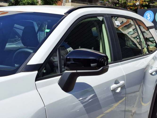 TOYOTA RAV4 2027 - Imagen 4