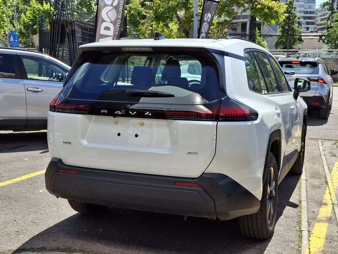 TOYOTA RAV4 2027 - Imagen 7