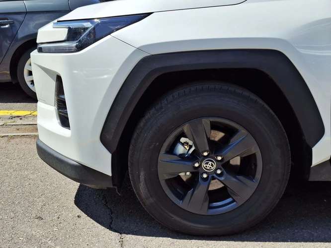 TOYOTA RAV4 2027 - Imagen 6
