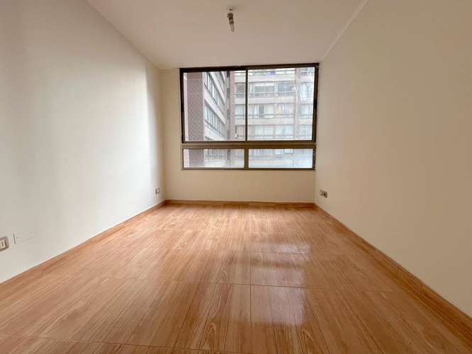 ARRIENDO DEPARTAMENTO CON BODEGA SAN MARTIN 870 - Imagen 9