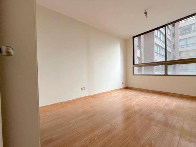 ARRIENDO DEPARTAMENTO CON BODEGA SAN MARTIN 870 - Imagen 8