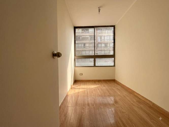ARRIENDO DEPARTAMENTO CON BODEGA SAN MARTIN 870 - Imagen 13