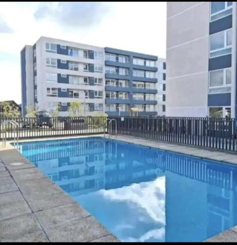 Comodo departamento en Condominio La Castellana - Imagen 9