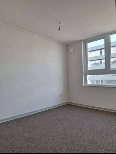 Comodo departamento en Condominio La Castellana - Imagen 8