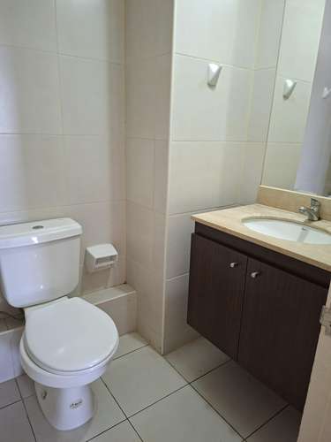 Arriendo lindo y amplio Depto en Condominio - Imagen 13