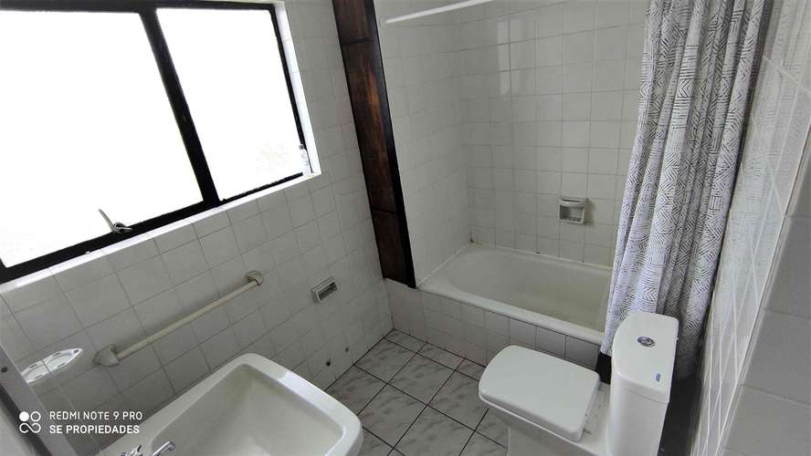 Arriendo amplia y acogedora casa de 2 pisos en Recreo, Viña