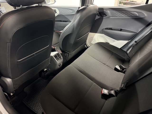 Hyundai Grand I10 Sedan