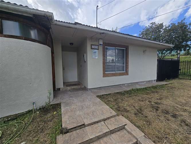Gran terreno y casa en venta de 3 dorm. en Talca