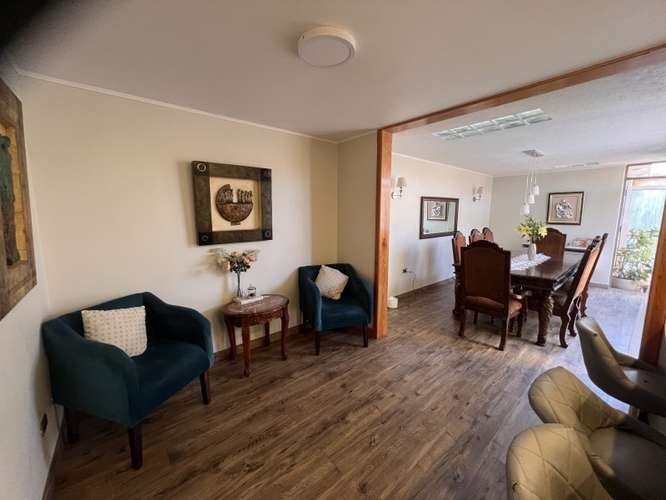 Se arrienda casa en Condominio Aguas Blancas - Imagen 6